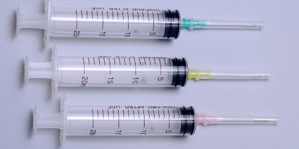 你知道配藥注射器與普通注射器的區(qū)別嗎？
