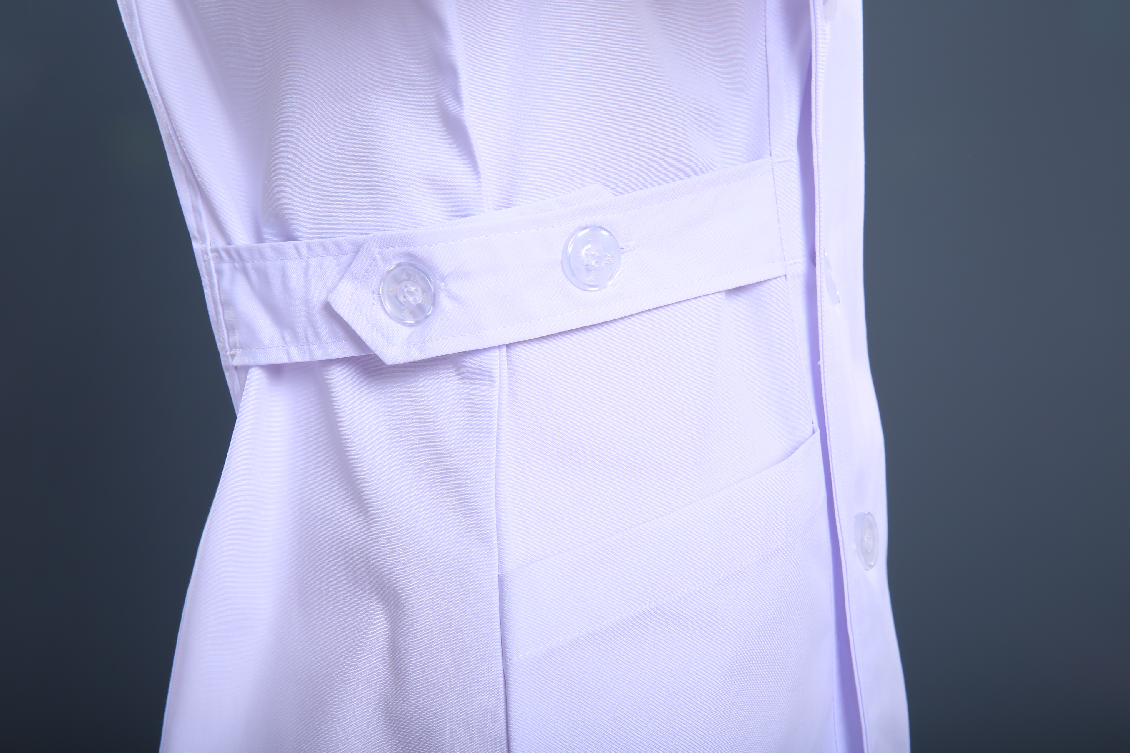 白色護士制服細(xì)節(jié)